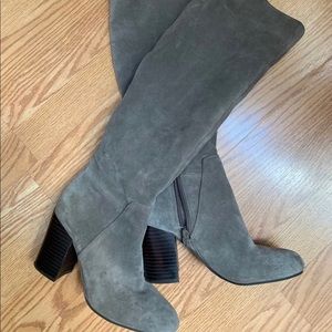 Vince Camuto  boots  size 7